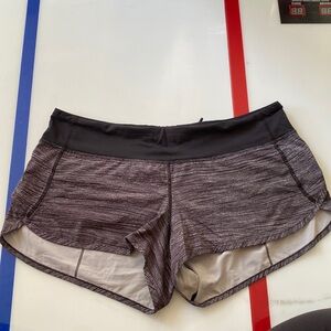 Lululemon speed up low rise lined shorts